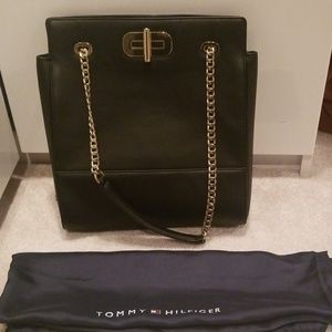 Tommy Hilfiger bag